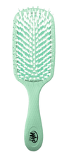 Load image into Gallery viewer, Oil infused Shine Brush
